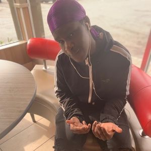 Meet your Posher, Malcolm